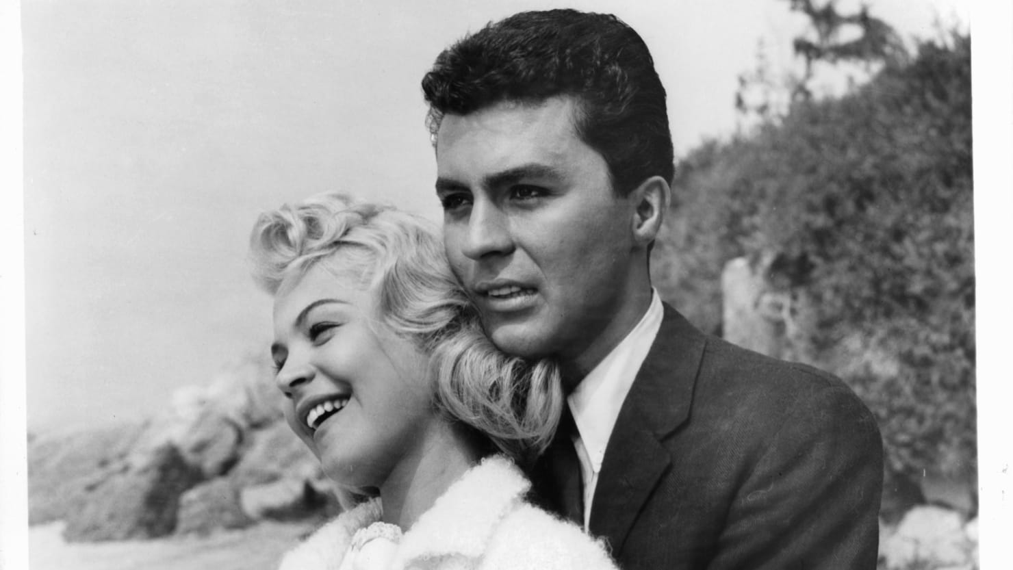 James Darren, estrella de 'Gidget' y 'TJ Hooker', muere a los 88 años