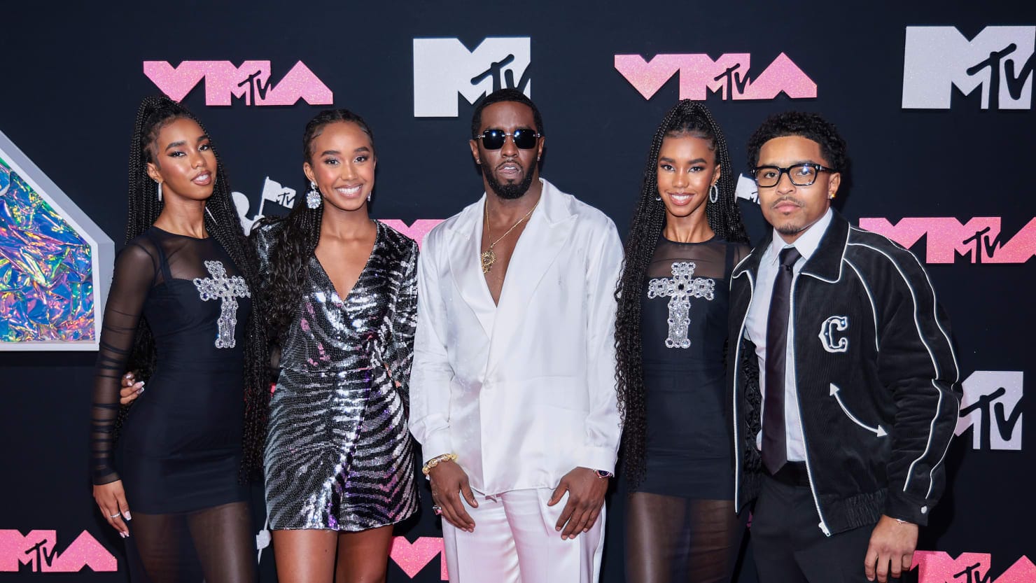 Los hijos de Diddy revelan la verdad sobre las memorias de su difunta madre