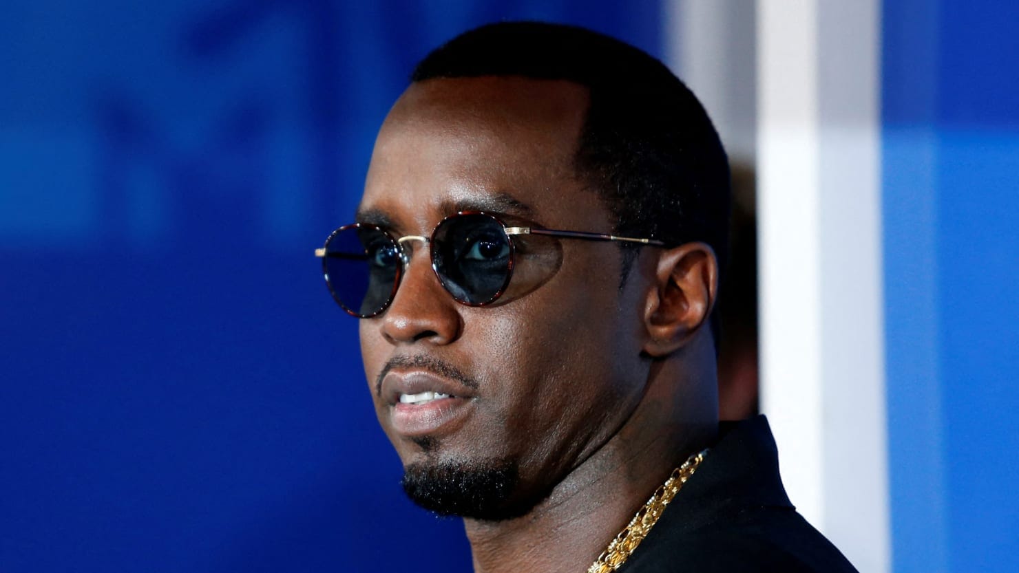 Sean 'Diddy' Combs está fuera de vigilancia de suicidio y tiene visitas familiares